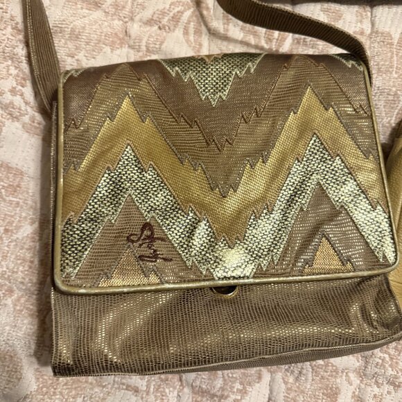 Bundle of 4 Women's Purses and Handbags wallets clutch - Picture 2 of 12